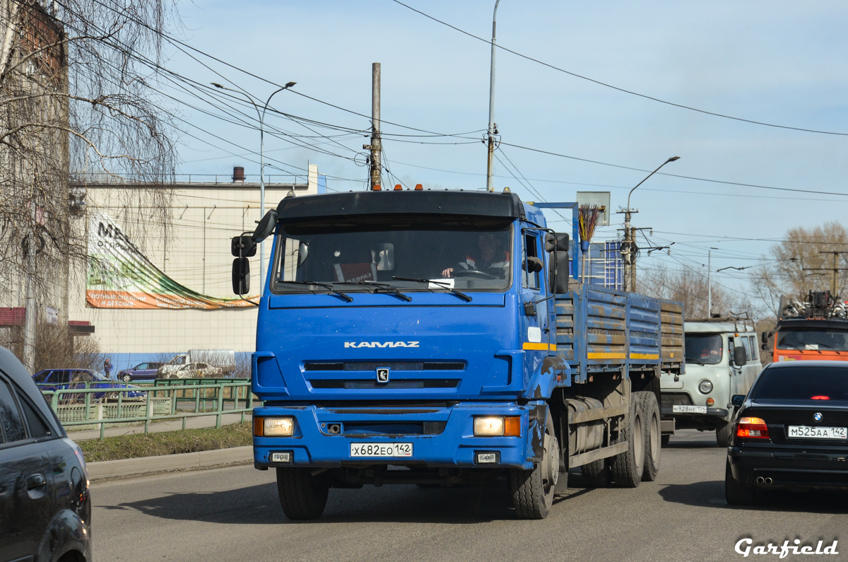 Кемеровская область, № Х 682 ЕО 142 — КамАЗ-65117-A4(23)