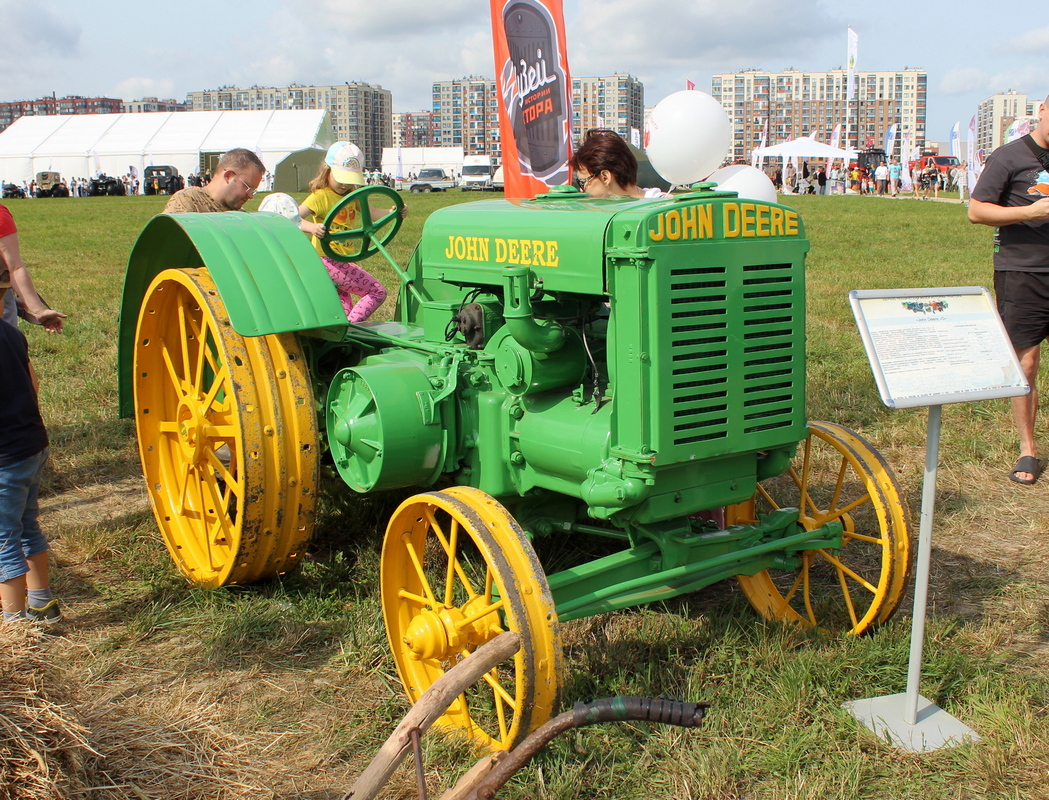 Чувашия, № (21) Б/Н СТ 0006 — John Deere D; Ленинградская область — Аграрная неделя 2025
