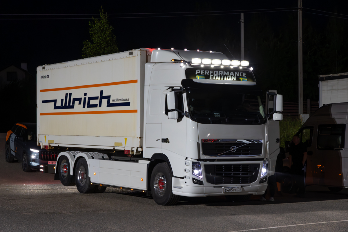 Новгородская область, № Е 405 РЕ 53 — Volvo ('2002) FH12.420; Московская область — Фестиваль TruckDay 2025
