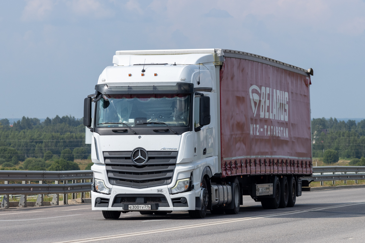 Татарстан, № Е 300 ТУ 716 — Mercedes-Benz Actros ('2018) 1845