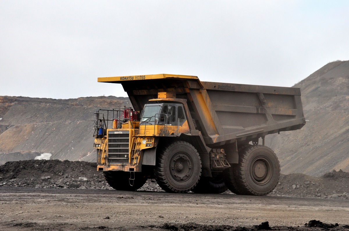 Кемеровская область, № 300 — Komatsu HD785-5