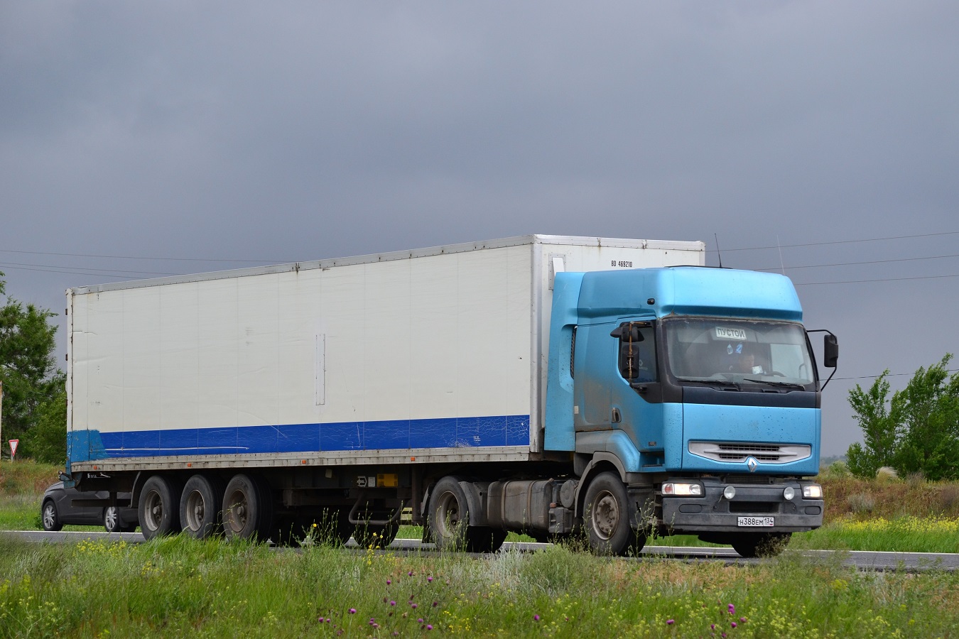 Астраханская область, № Н 388 ЕМ 134 — Renault Premium ('1996)