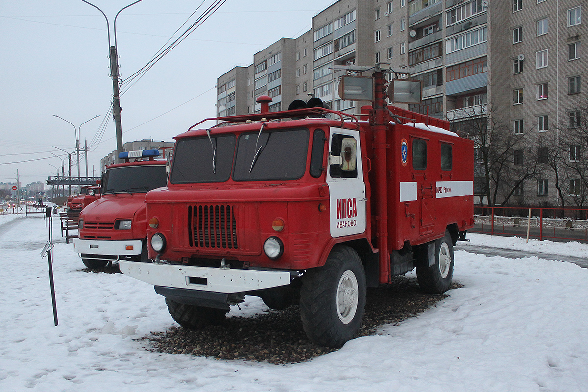 Ивановская область, № (37) Б/Н 0073 — ГАЗ-66 (общая модель); Ивановская область — Аллея Славы ИПСА; Ивановская область — Автомобили на постаментах; Ивановская область — Автомобили без номеров
