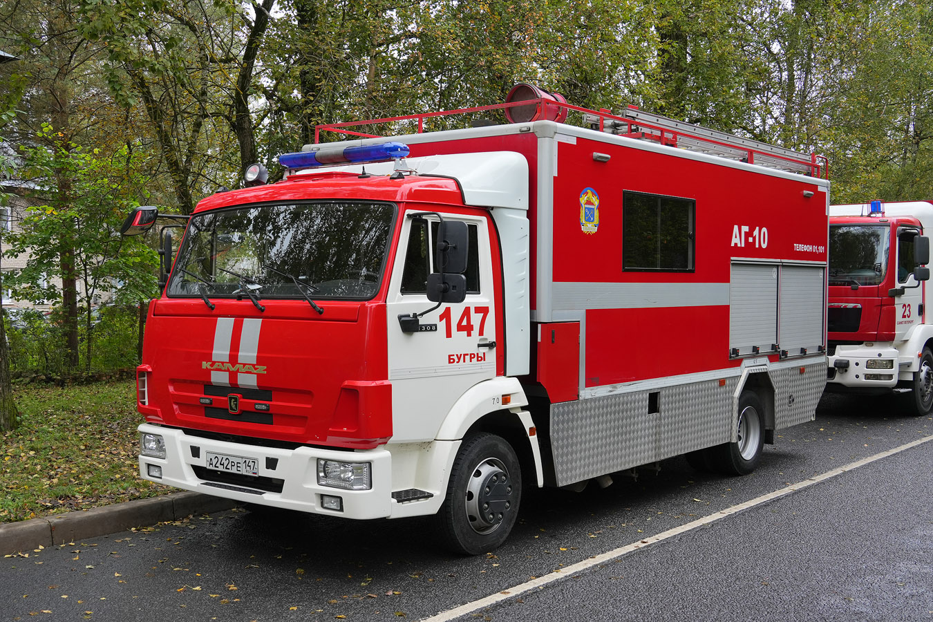 Ленинградская область, № А 242 РЕ 147 — КамАЗ-4308-G5(69)
