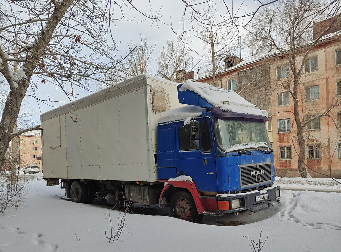 Абайская область, № 490 ABZ 18 — MAN M90 (общая модель)