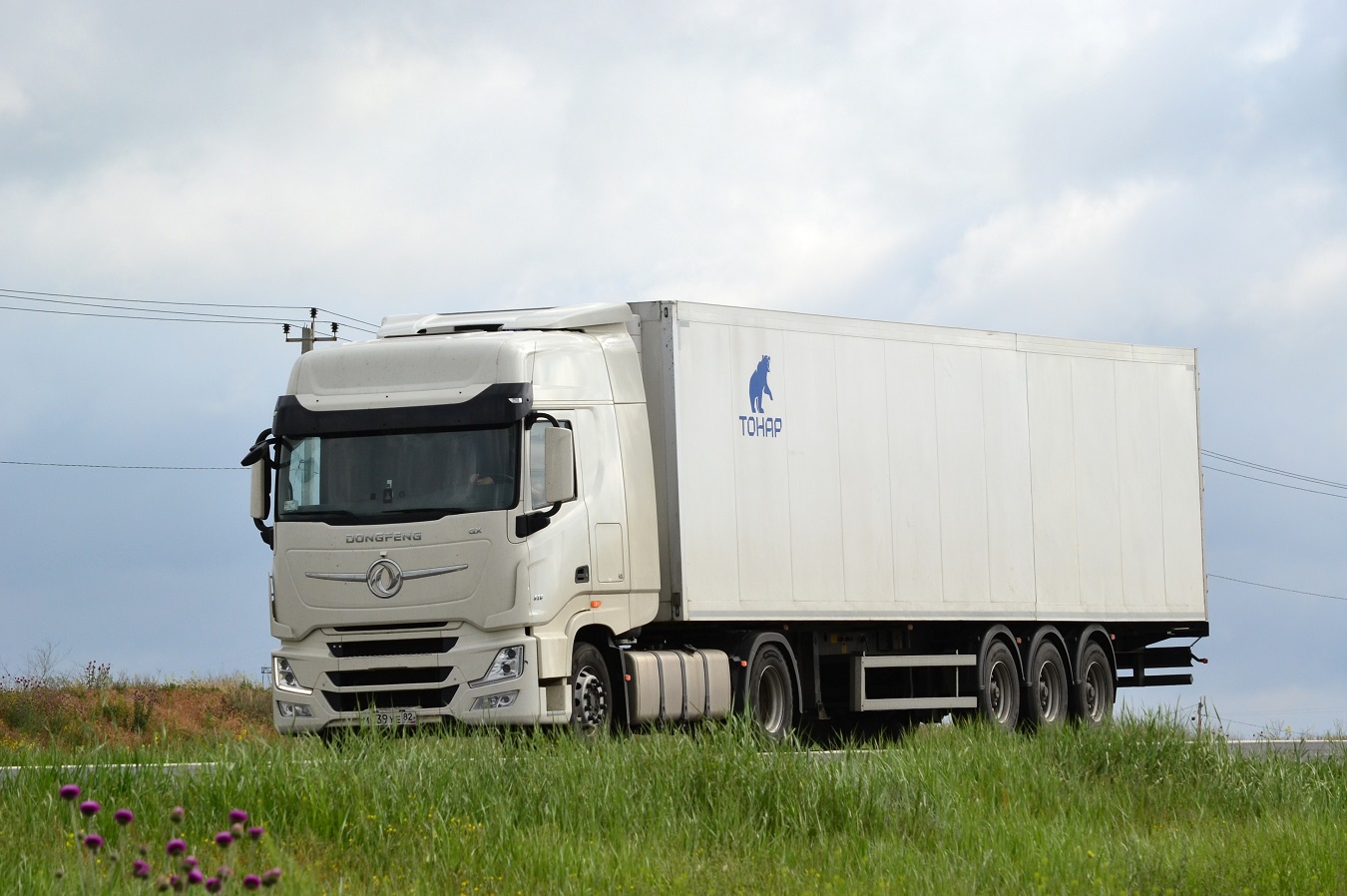 Крым, № М 639 УЕ 82 — Dongfeng GX DFH4180