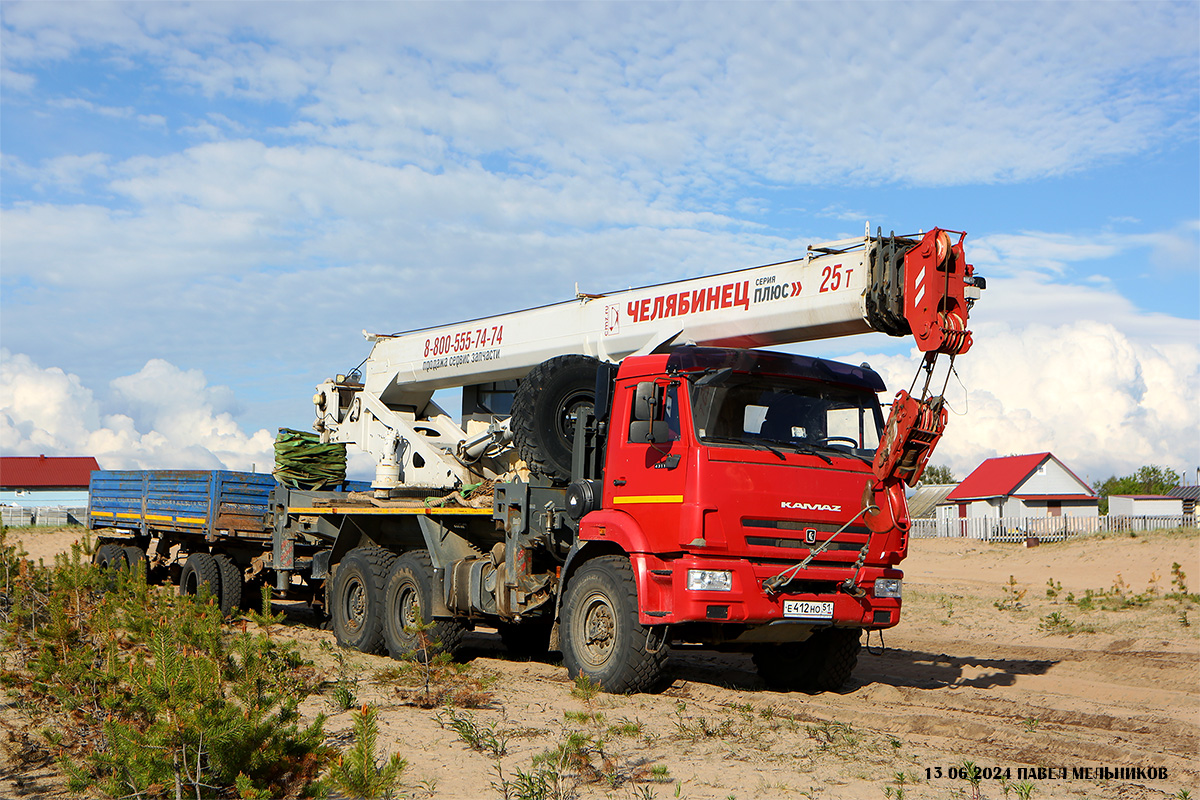 Мурманская область, № Е 412 НО 51 — КамАЗ-43118-50