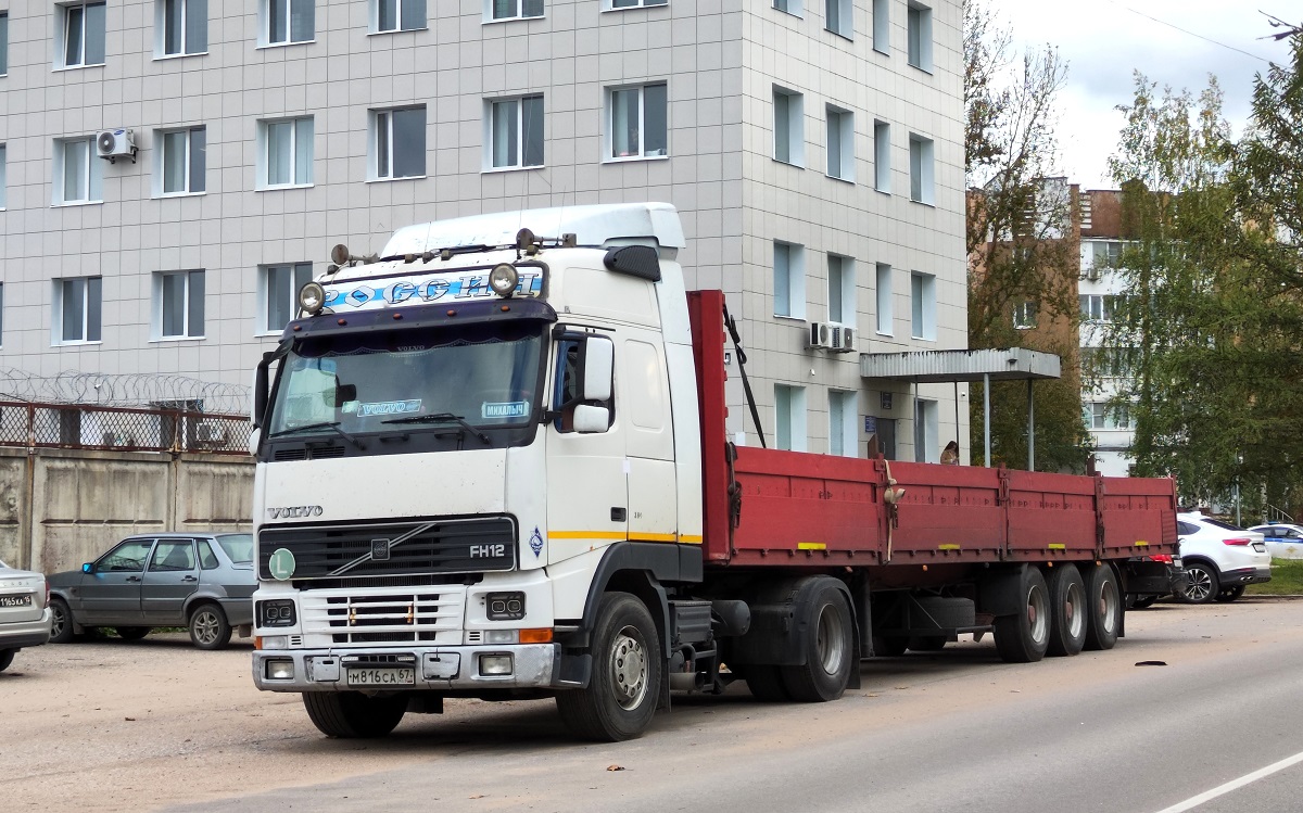 Смоленская область, № М 816 СА 67 — Volvo ('1993) FH12.380