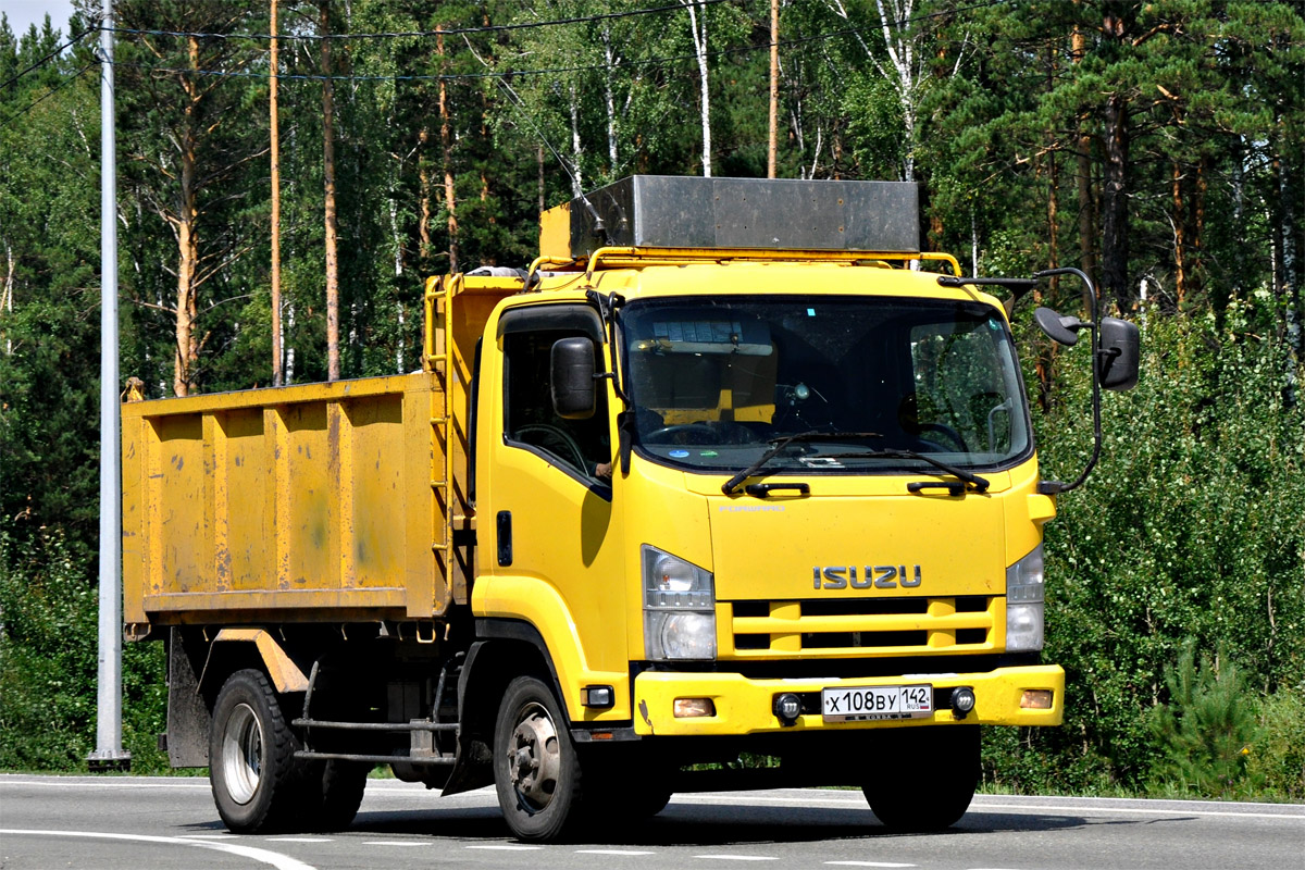 Кемеровская область, № Х 108 ВУ 142 — Isuzu Forward (общая модель)