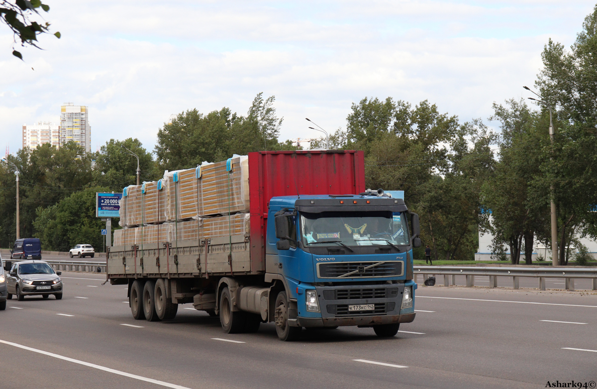 Кемеровская область, № К 173 КС 142 — Volvo ('2002) FM.340 [X9P]