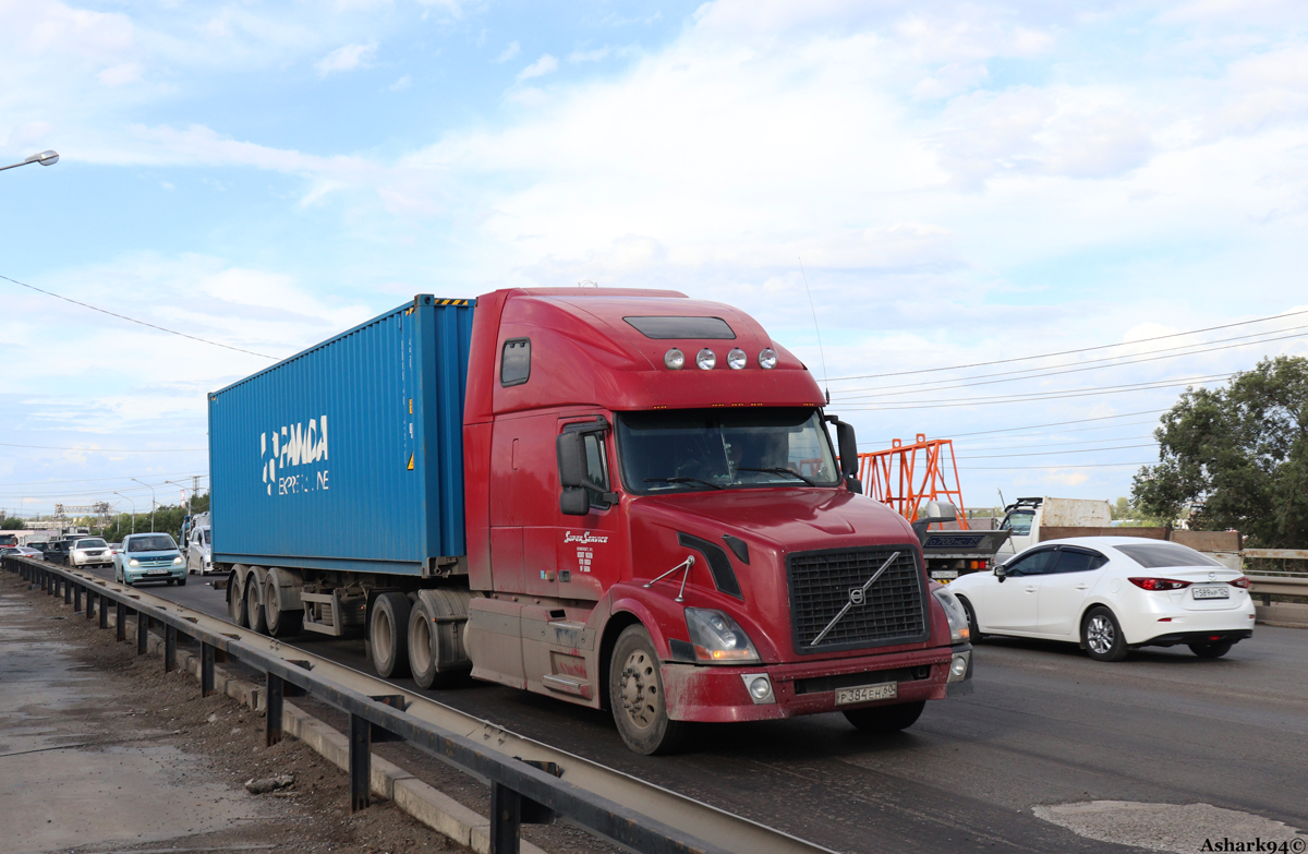 Красноярский край, № Р 384 ЕН 60 — Volvo VNL670