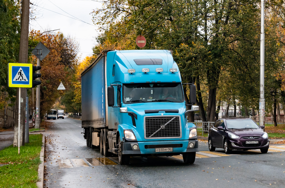Башкортостан, № Р 030 МУ 02 — Volvo VNL670