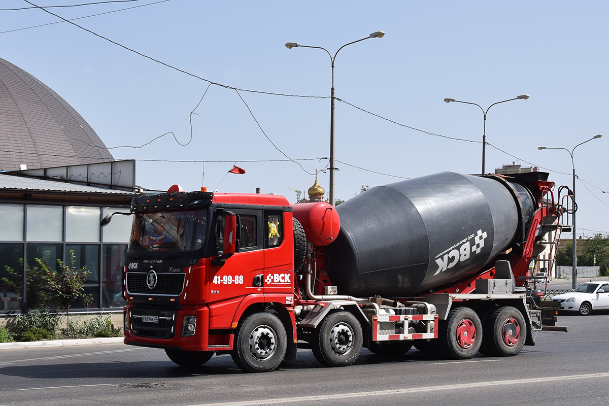 Астраханская область, № Р 429 НУ 30 — Shaanxi Shacman X3000 SX5318