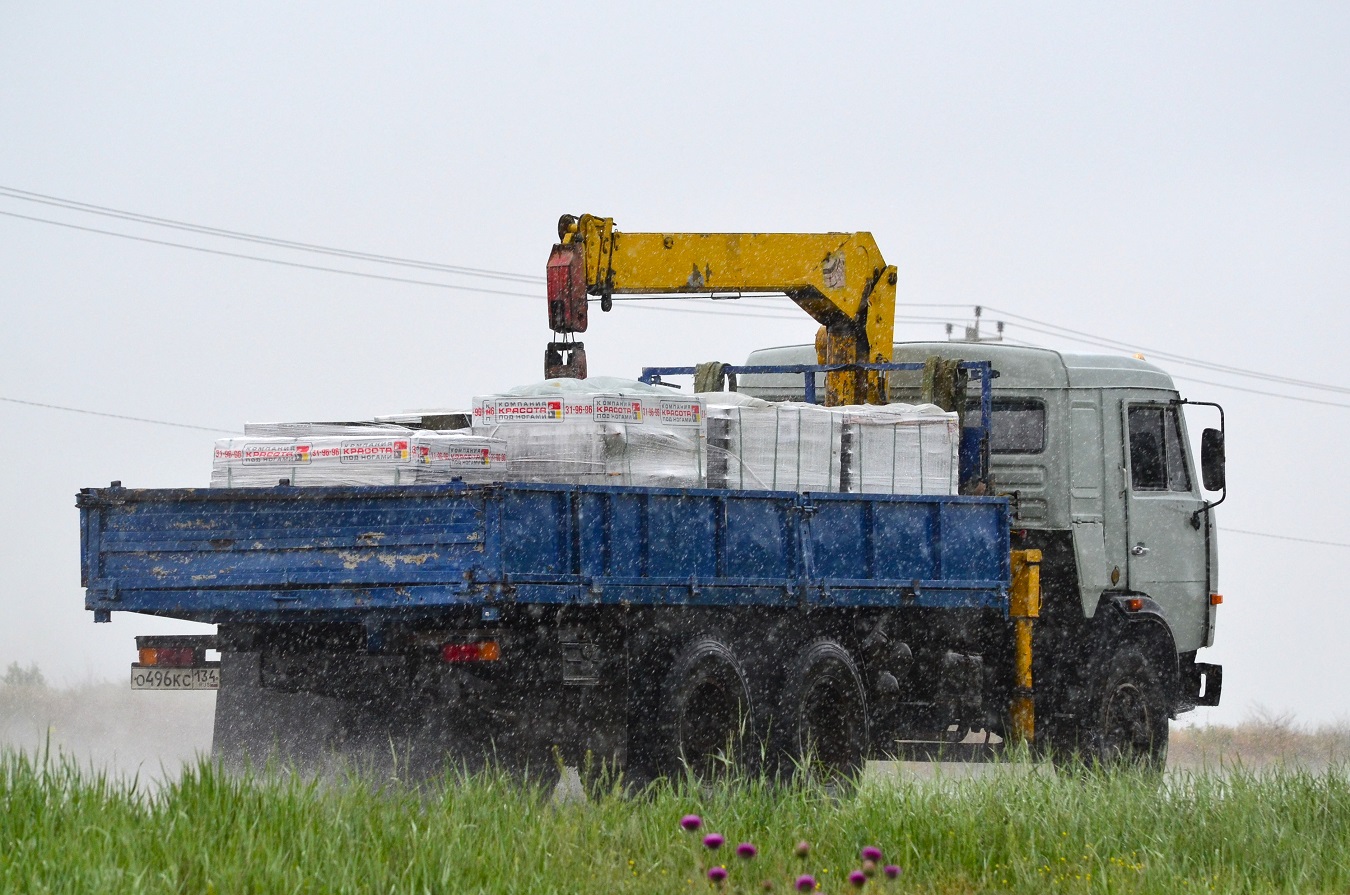 Волгоградская область, № О 496 КС 134 — КамАЗ-53212