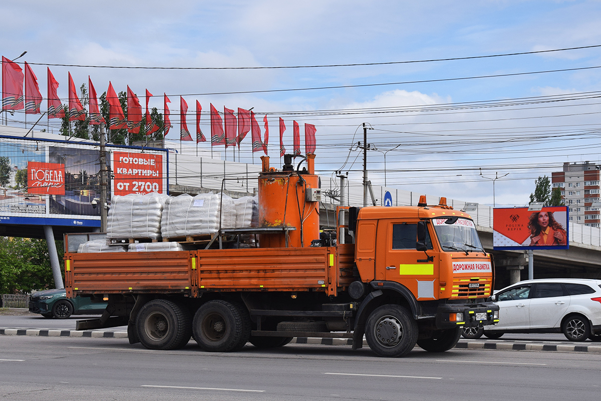 Воронежская область, № В 370 КР 136 — КамАЗ-65115 (общая модель)