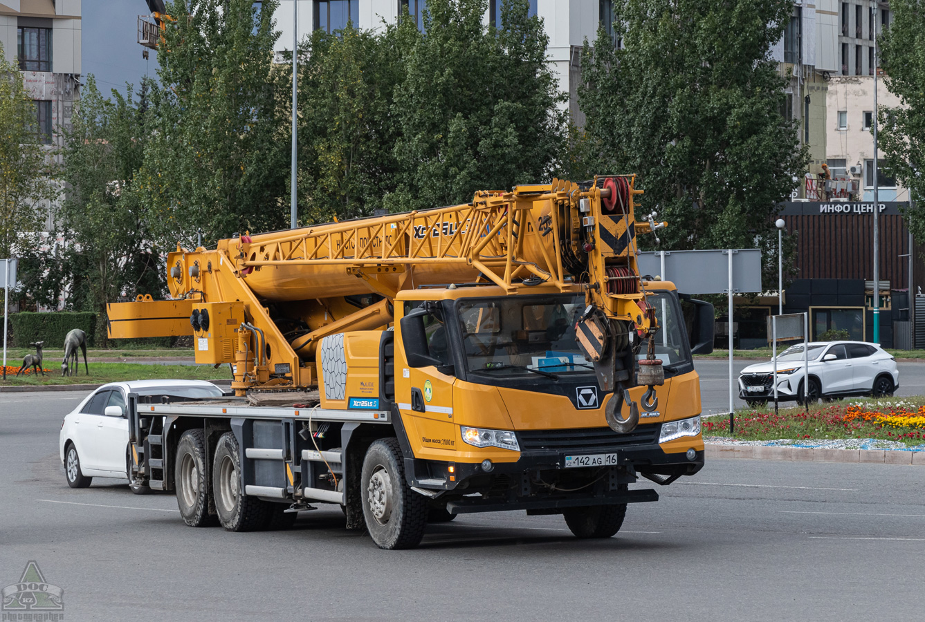 Восточно-Казахстанская область, № 142 AG 16 — XCMG (общая модель)