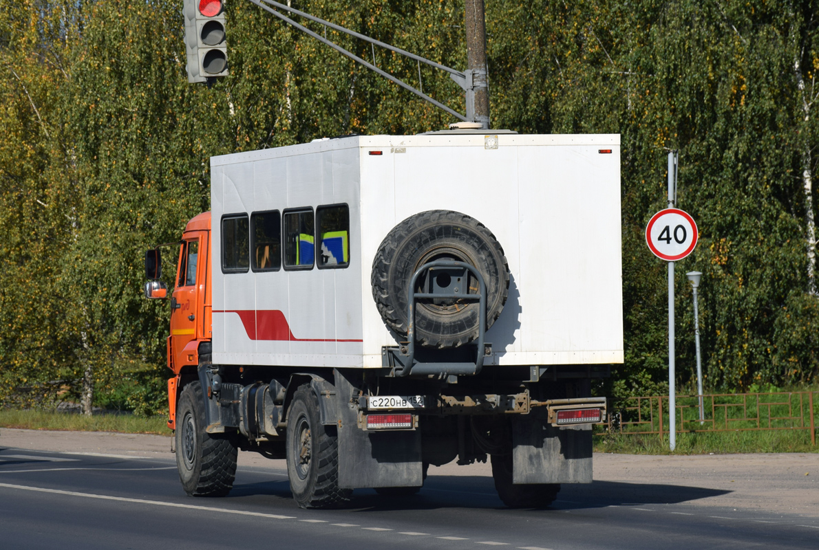 Нижегородская область, № С 220 НВ 152 — КамАЗ-43502 (общая модель)