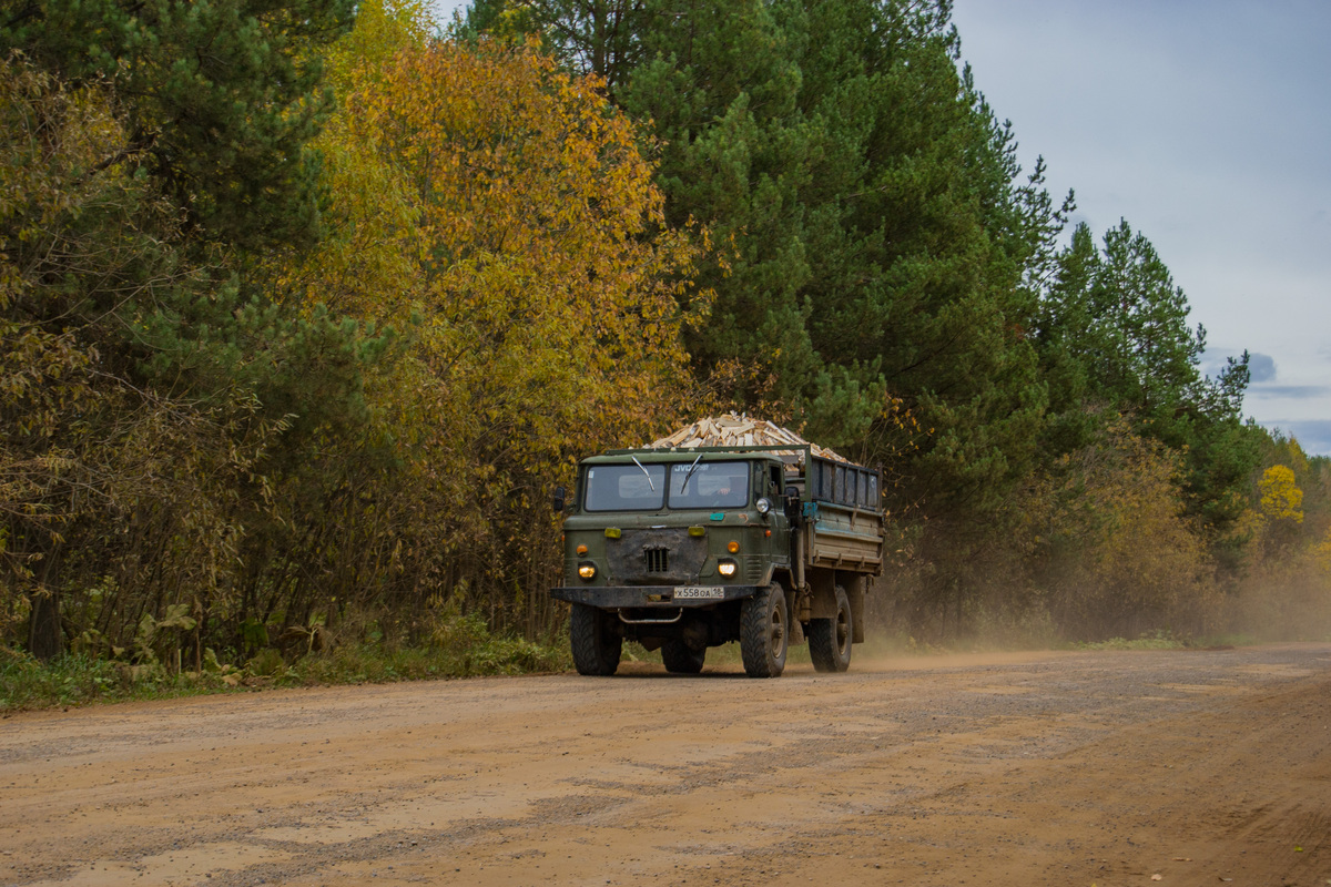Удмуртия, № Х 558 ОА 18 — ГАЗ-66-01
