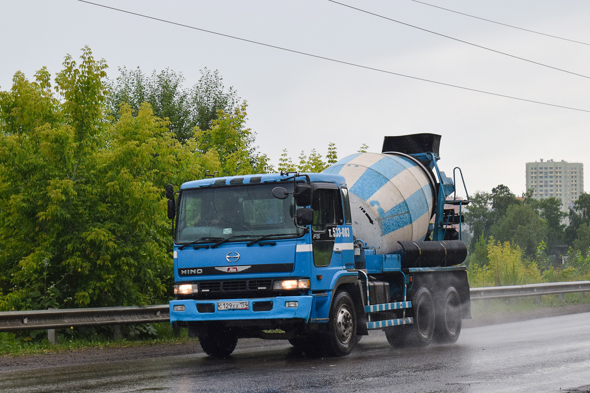 Алтайский край, № С 129 ХХ 154 — Hino FS