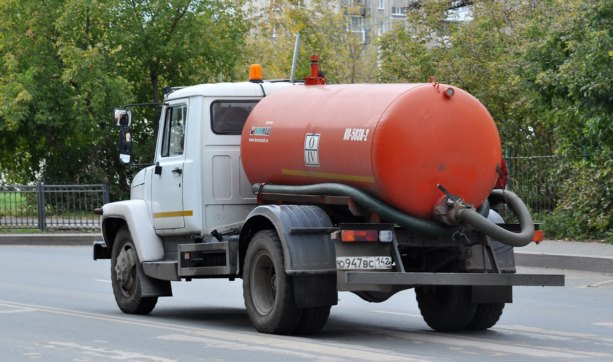 Омская область, № О 947 ВС 142 — ГАЗ-3306/3307/3309 (общая модель)