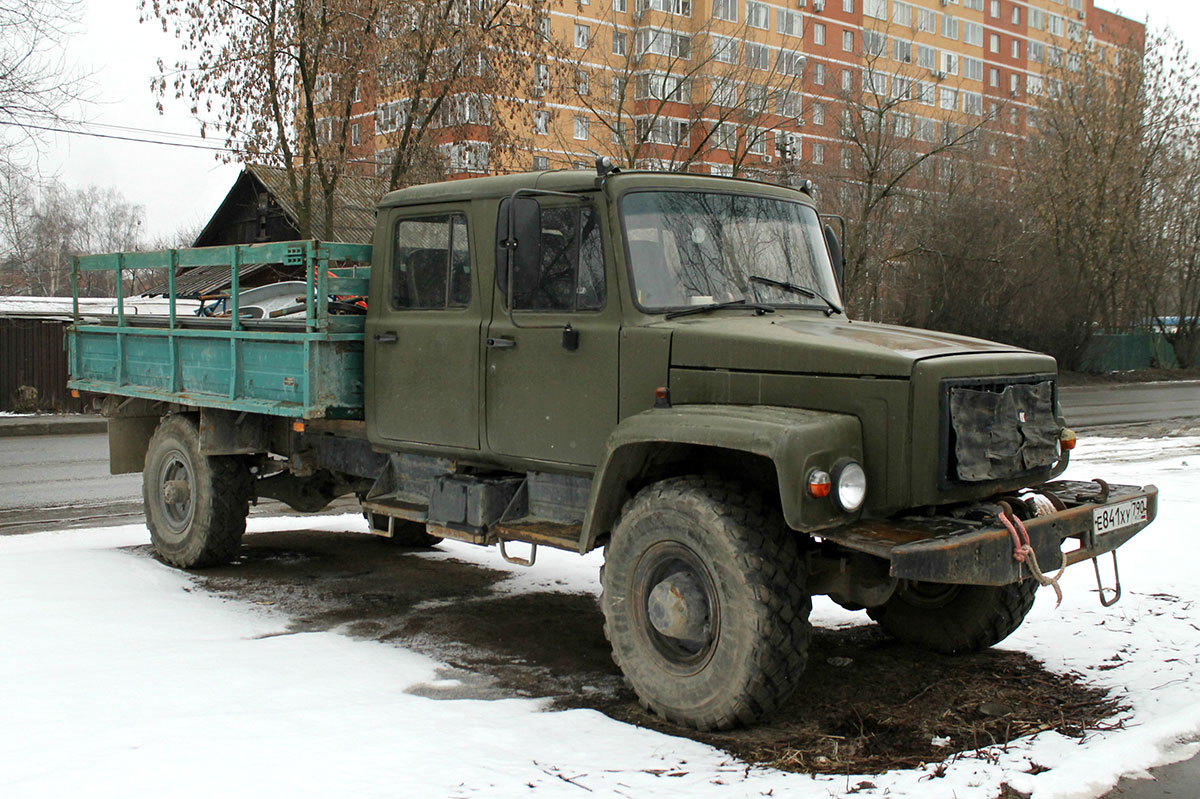 Московская область, № Е 841 ХУ 790 — ГАЗ-33081 «Садко»