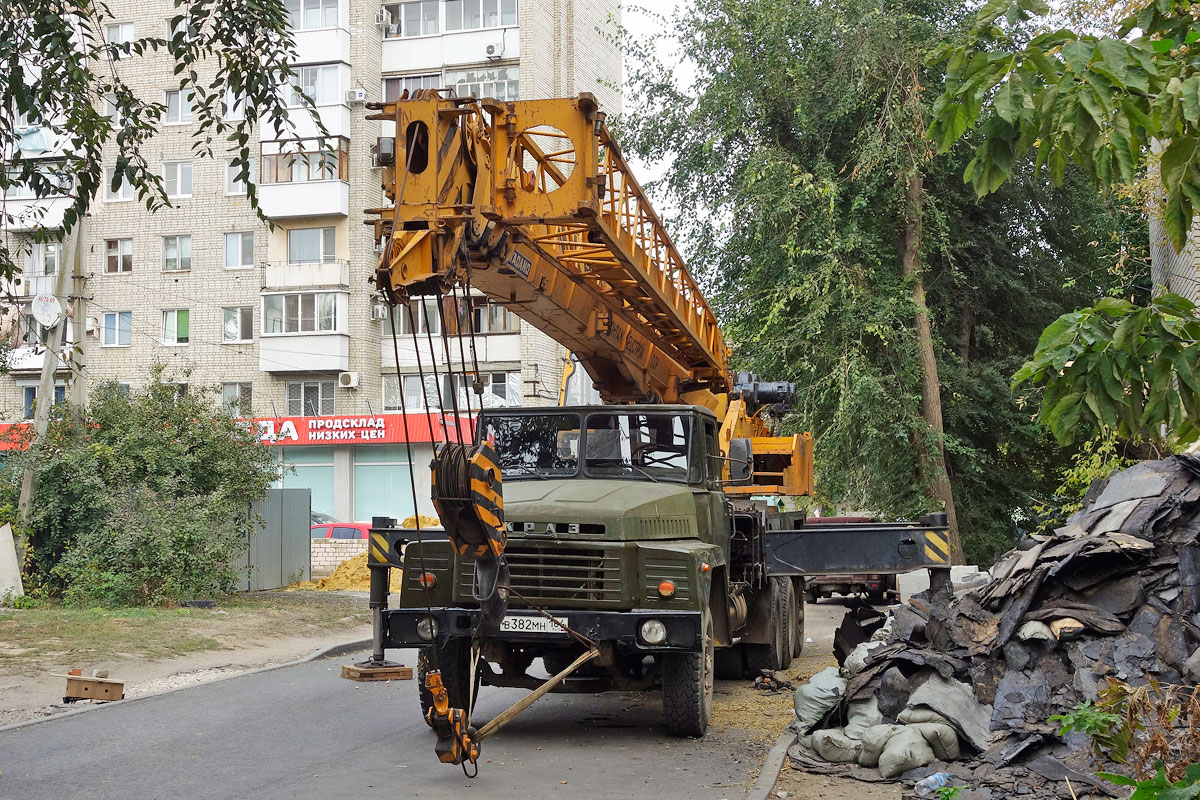Саратовская область, № В 382 МН 164 — КрАЗ-250К
