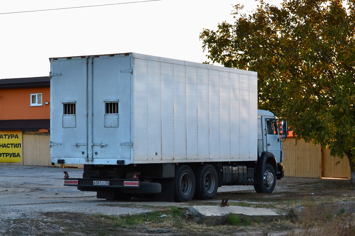 Дагестан, № В 581 СС 05 — КамАЗ-5320