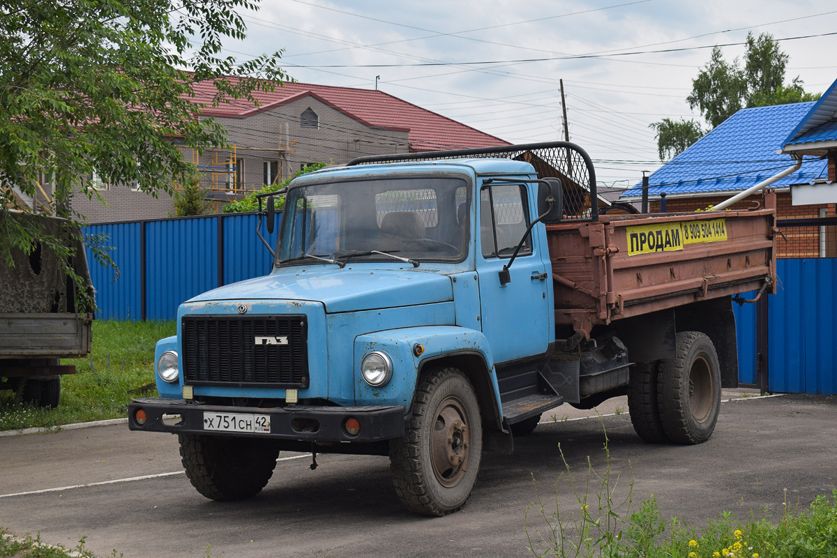Алтайский край, № Х 751 СН 42 — ГАЗ-33072