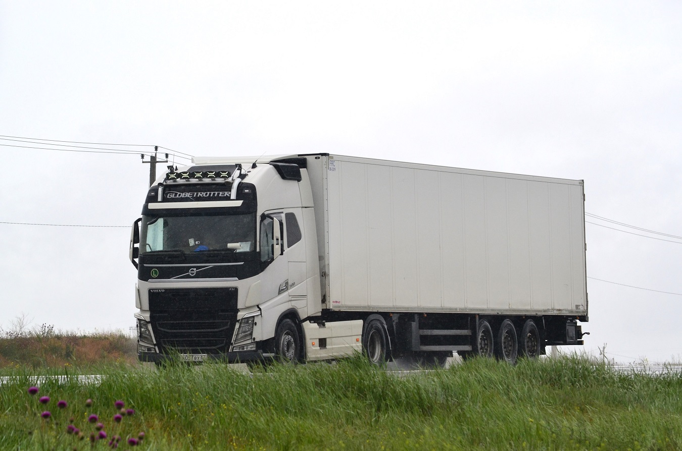 Смоленская область, № А 057 ВХ 67 — Volvo ('2012) FH.500