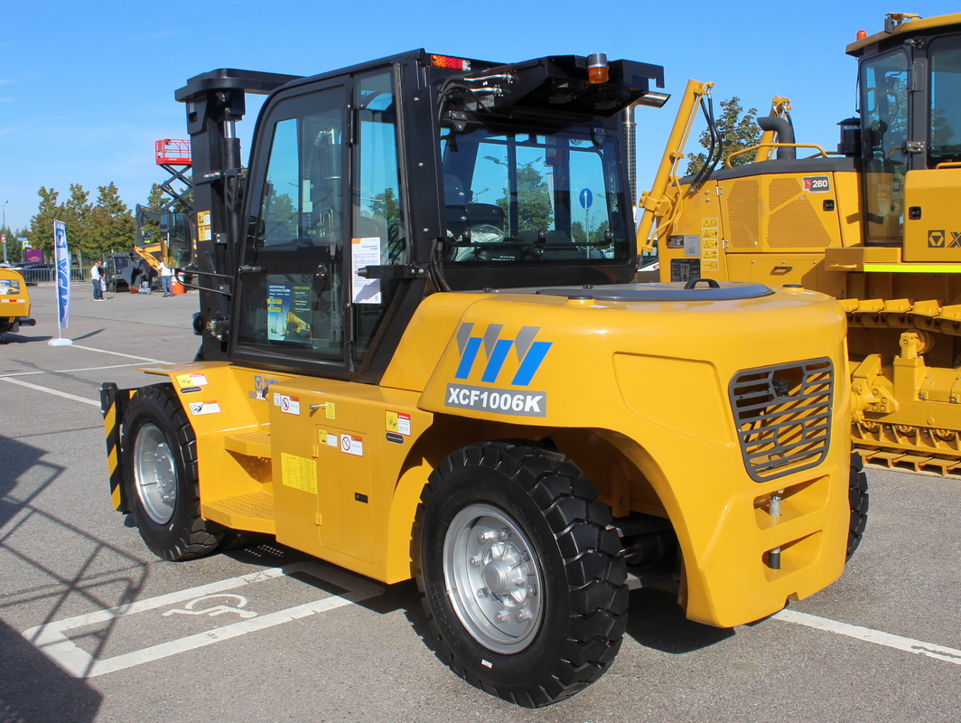 Москва, № (77) Б/Н СТ 0183 — XCMG (общая модель); Санкт-Петербург — Выставка "Eurasian Construction Technology" (10-12.09.2025)