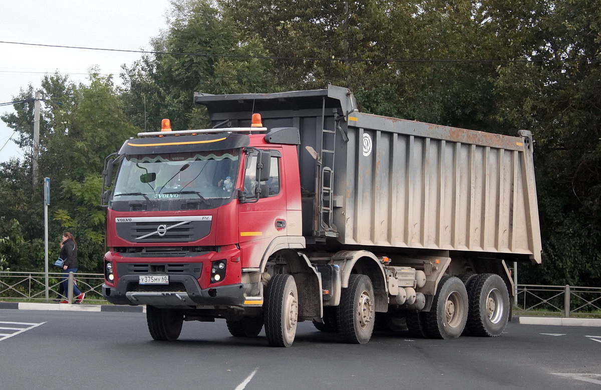 Псковская область, № У 375 МУ 60 — Volvo ('2010) FMX.480