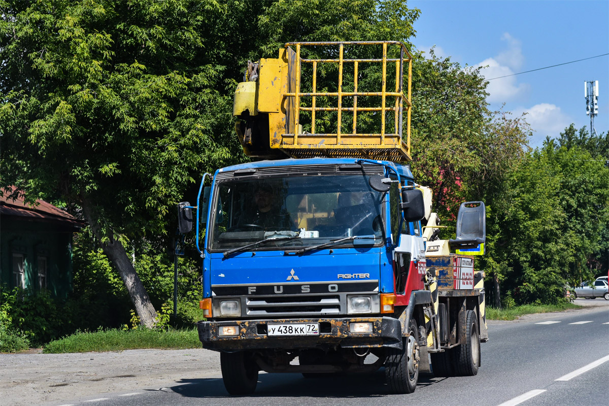 Тюменская область, № У 438 КК 72 — Mitsubishi Fuso Fighter