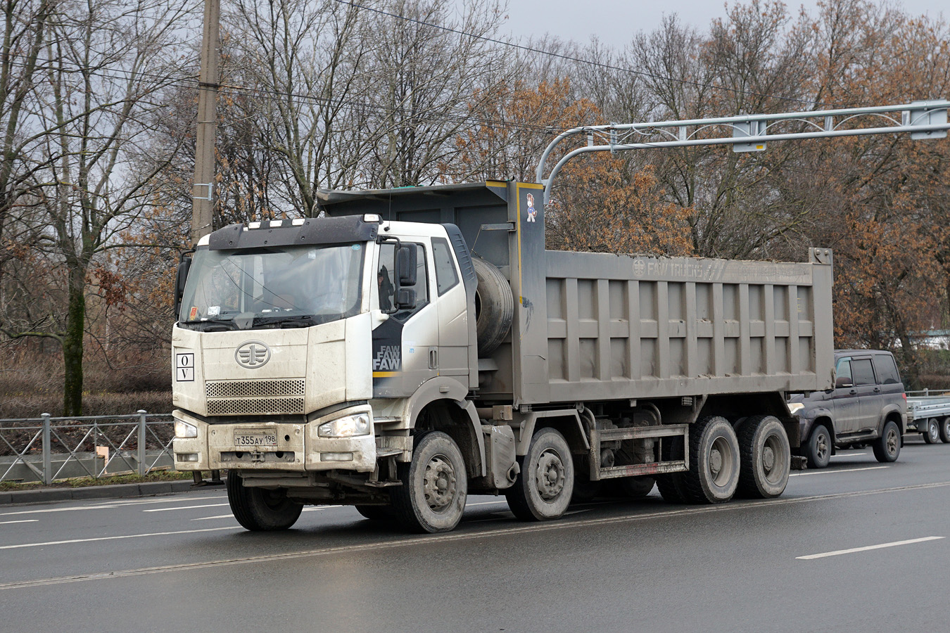 Санкт-Петербург, № Т 355 АУ 198 — FAW J6 CA3310