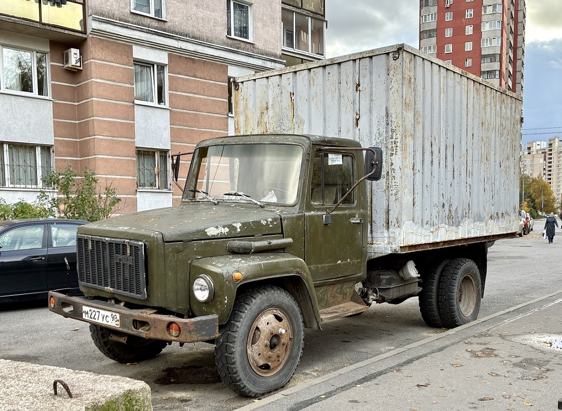 Санкт-Петербург, № М 227 УС 98 — ГАЗ-4301