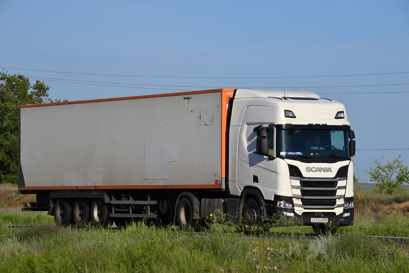 Московская область, № С 412 АХ 790 — Scania ('2016) R440