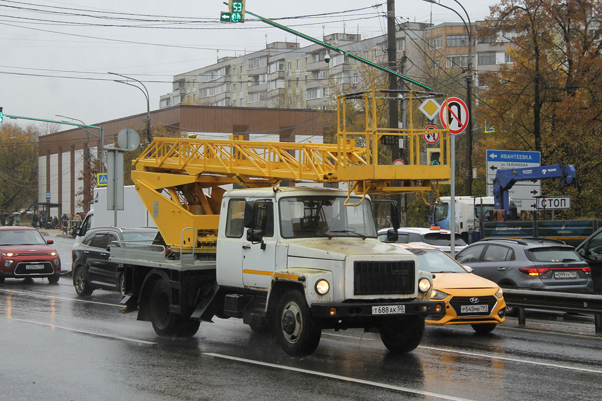 Московская область, № Т 688 АК 50 — ГАЗ-3309