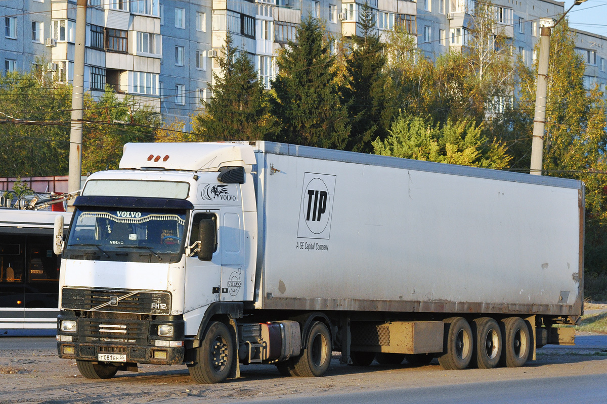 Омская область, № Т 081 ЕН 55 — Volvo ('1993) FH12.420