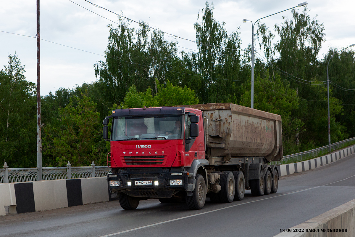 Тверская область, № Е 712 ТУ 69 — IVECO Trakker ('2007)