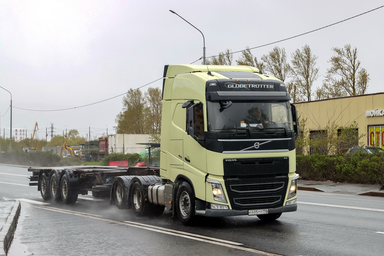 Санкт-Петербург, № Е 605 ТТ 198 — Volvo ('2012) FH.460 [X9P]