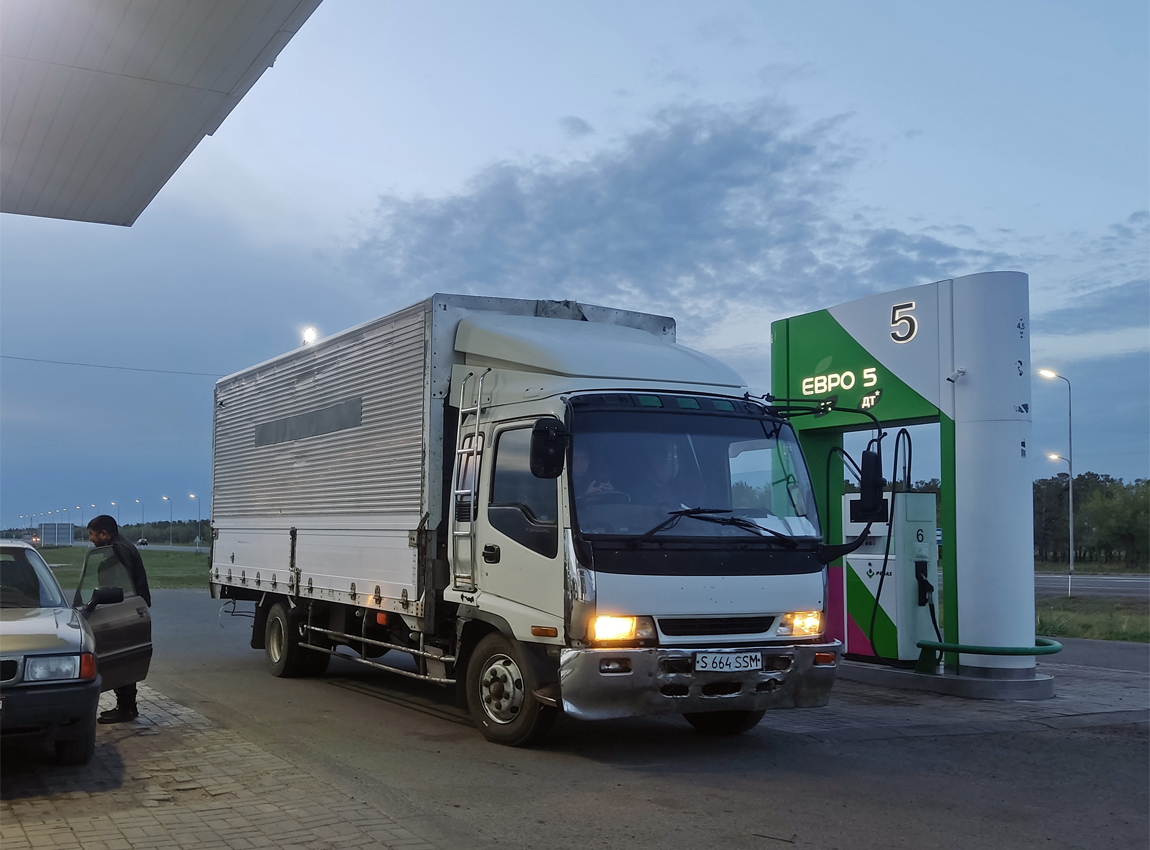 Павлодарская область, № S 664 SSM — Isuzu Forward (общая модель)