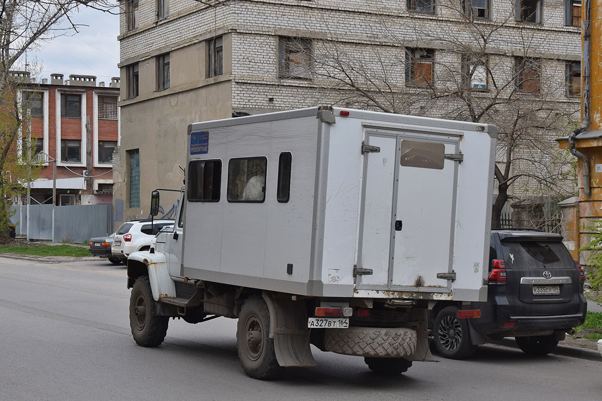 Саратовская область, № А 327 ВТ 164 — ГАЗ-33081 «Садко»