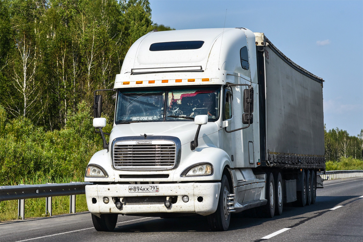 Москва, № Р 894 КК 797 — Freightliner Columbia