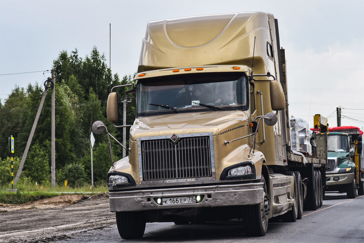 Тюменская область, № К 166 ЕР 72 — International 9200