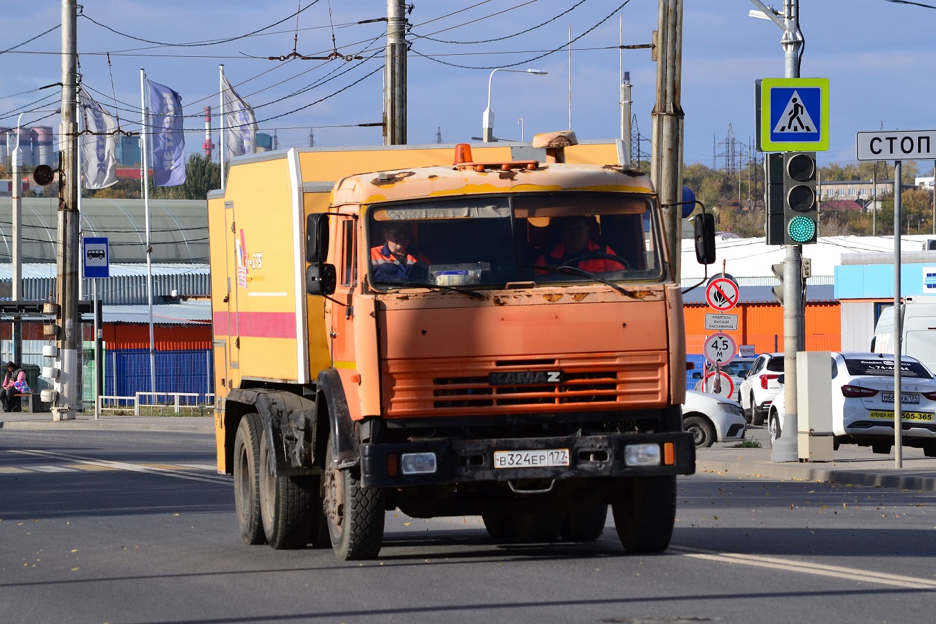Волгоградская область, № В 324 ЕР 177 — КамАЗ-54115-15 [54115R]
