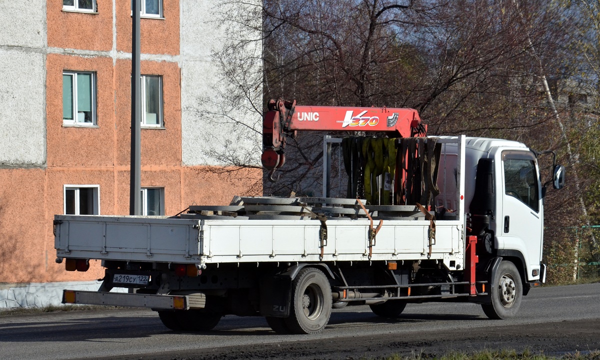 Кемеровская область, № А 219 СУ 122 — Isuzu Forward (общая модель)