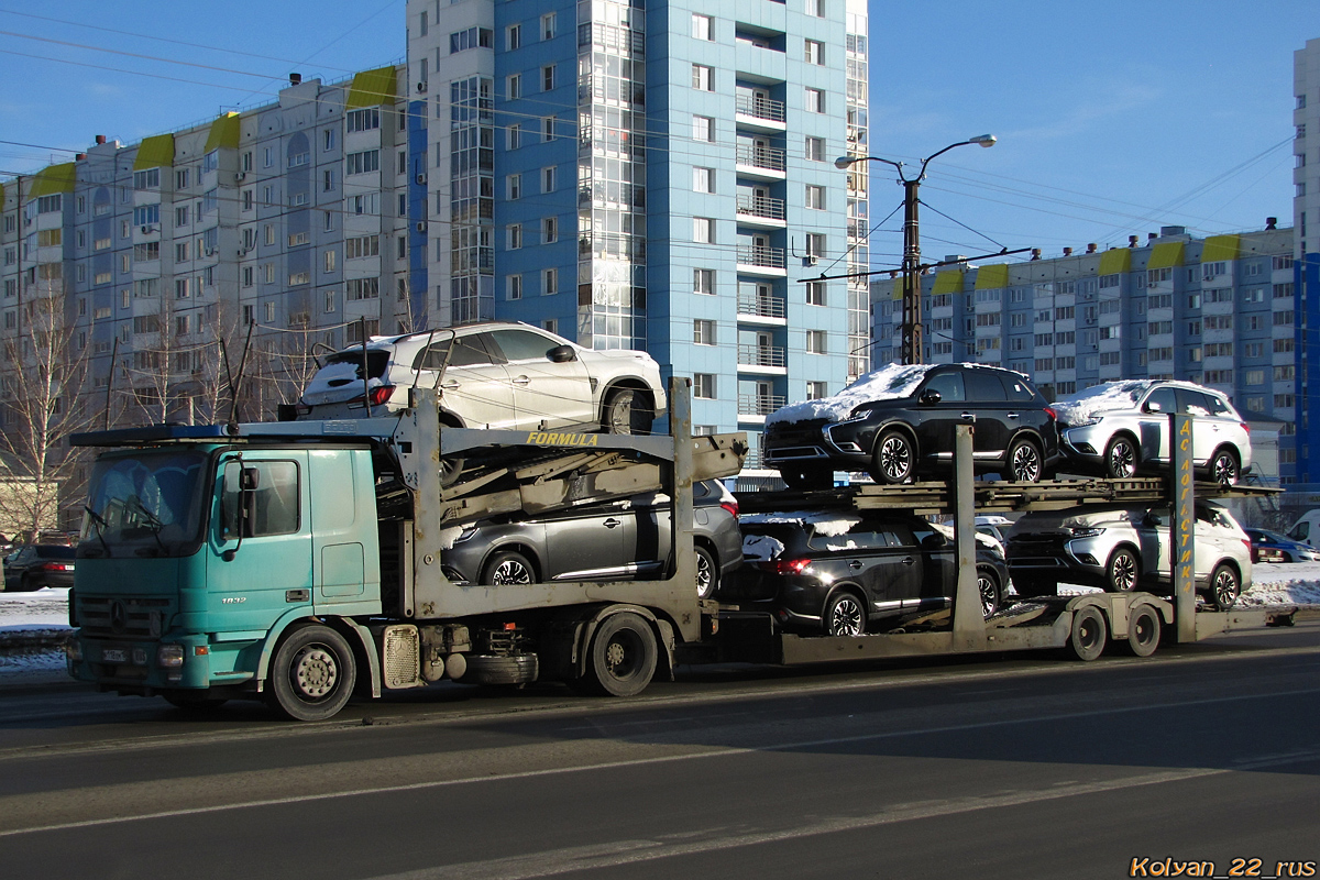 Новосибирская область, № Н 118 ХМ 154 — Mercedes-Benz Actros ('2003) 1832