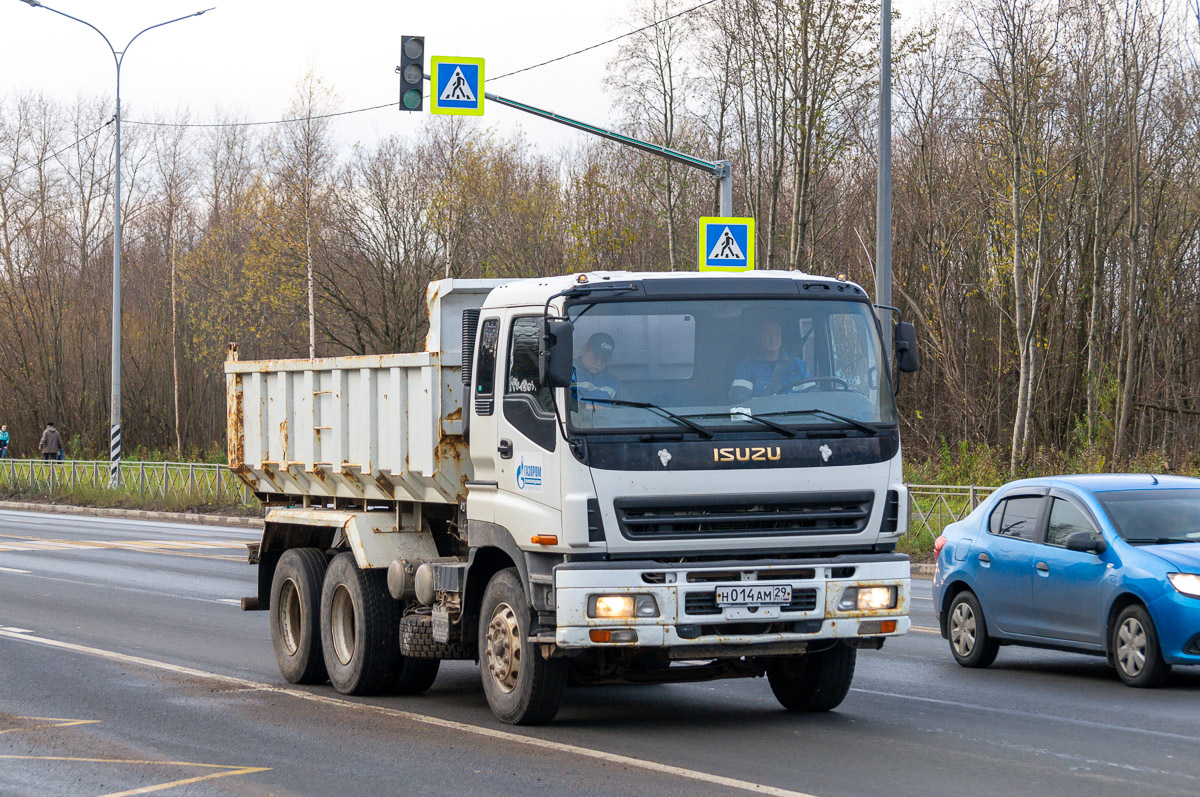 Архангельская область, № Н 014 АМ 29 — Isuzu Giga CYZ