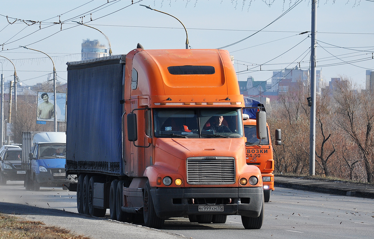 Омская область, № Н 999 КМ 55 — Freightliner Century Class