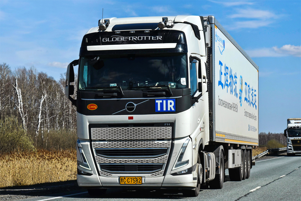 Китай, № 黑C-C7582 — Volvo ('2024) FH-Series