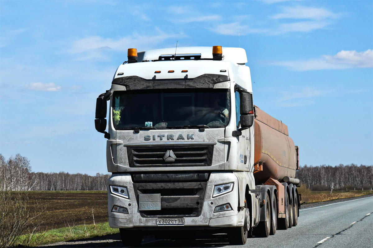 Омская область, № Х 302 СТ 55 — Sitrak C7H ZZ4256